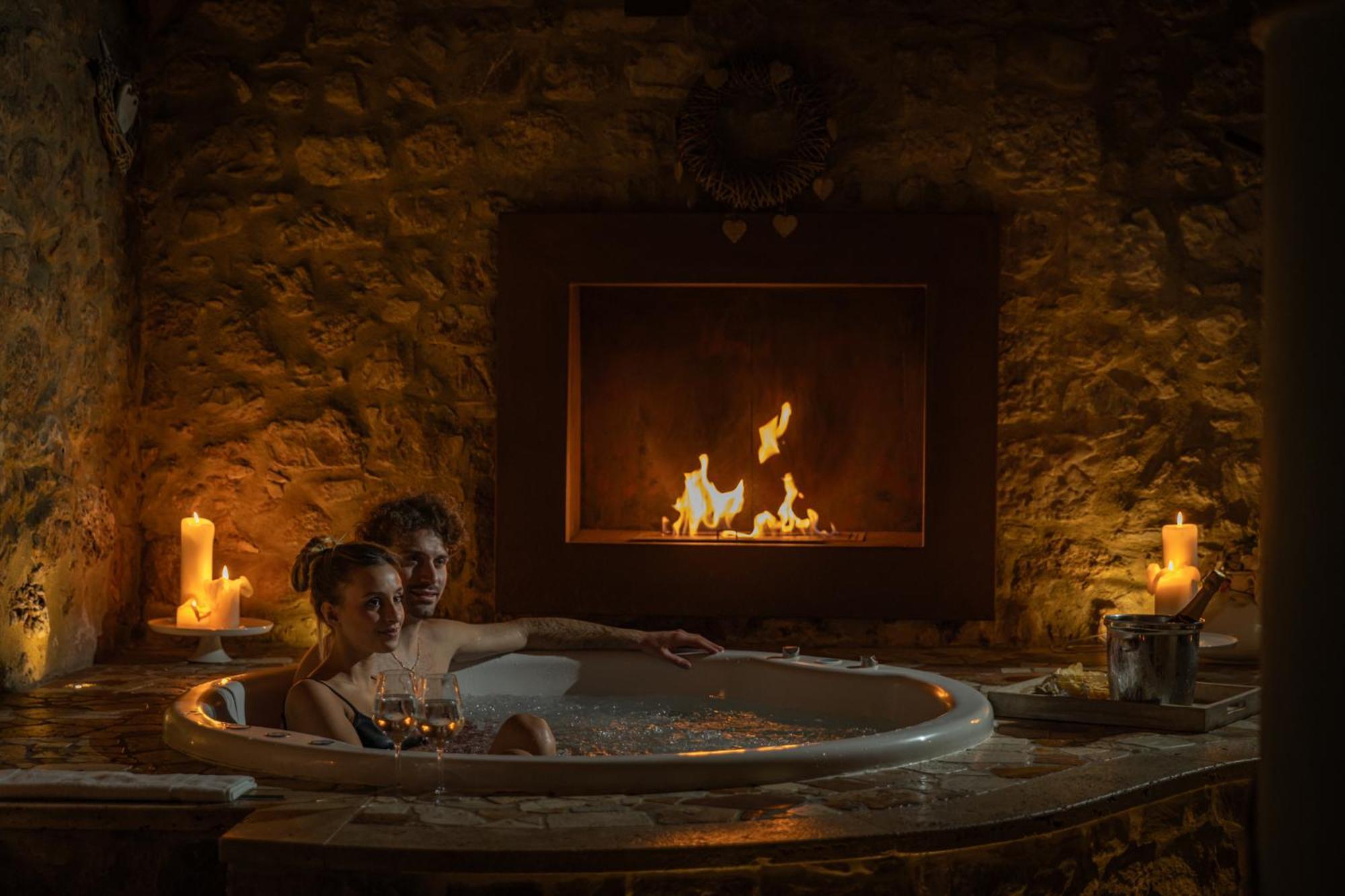Torre Camaldoli B&B - Borgo Capitano Collection - Albergo Diffuso サン・クイーリコ・ドルチャ エクステリア 写真